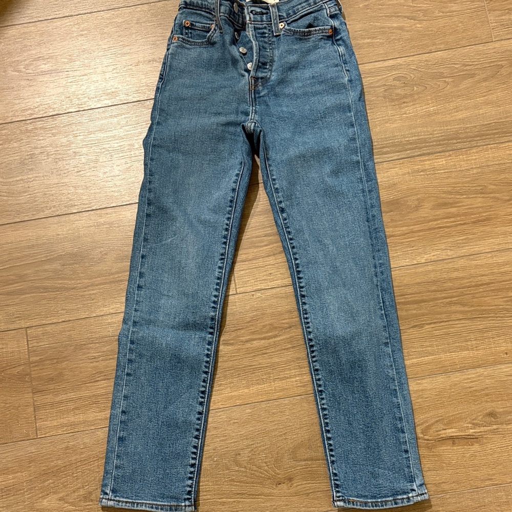 Levi's High Rise Blue Women's Jeans